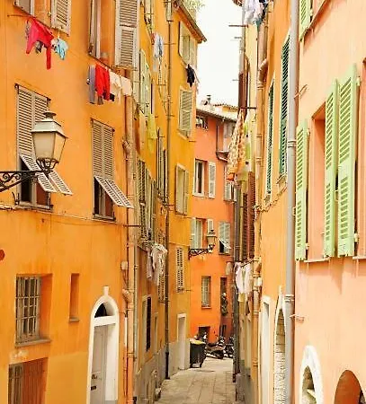 Le Notre Dame - 2 Pieces Au Coeur De